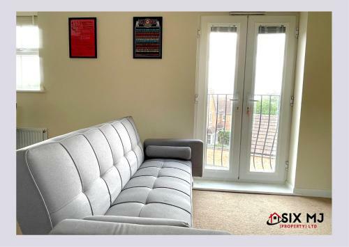 Apartamento Chichele House, Sleeps 8, Private Parking, Corporate Welcome