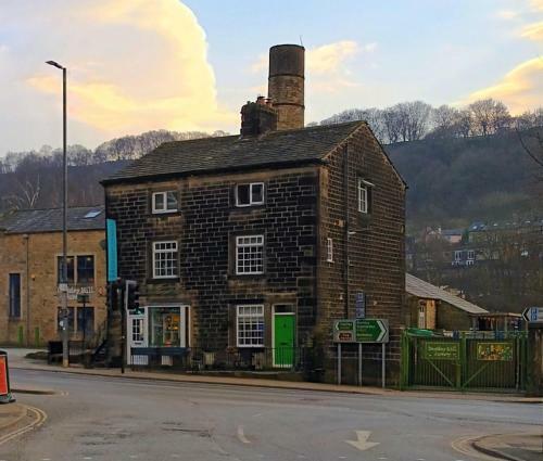Bohemian Living In Yorkshire S Creative Hub