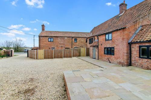 Cosy 2 Bedroom Cottage - Cawston Norwich