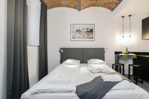 Apartments Pozna? Kopernika By Renters