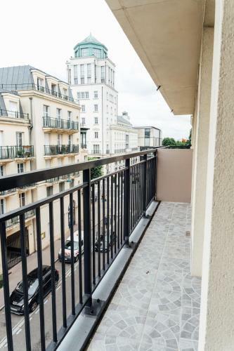 Apartamento Plaza Fontaine Rouge 01