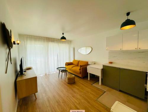 Apartamento Studio- Terrace On The Ground Floor-pool-golf-park