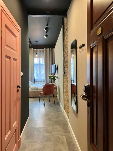 Pudrowy Apartament Old Town Design