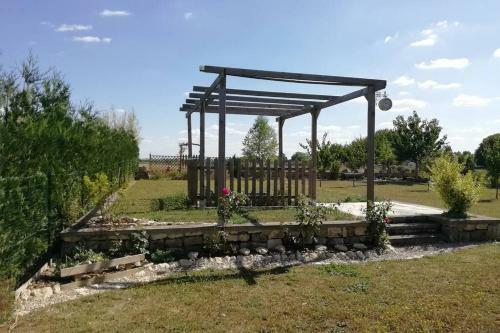 Chez Noi@48 : Whole House Rental, Bed & Breakfast