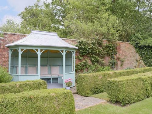 Gardeners Cottage