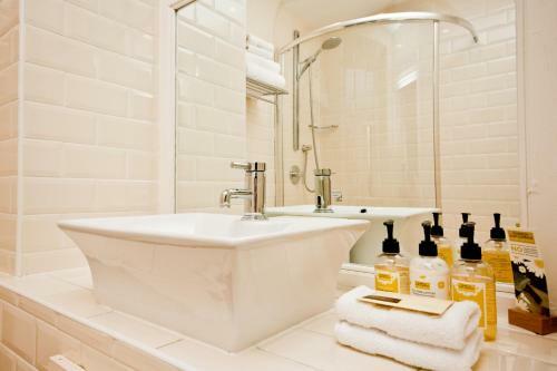 Hostal Grassington House Hotel