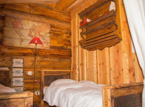 Les Cabanes Du Saleve