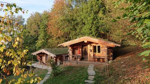 Les Cabanes Du Saleve