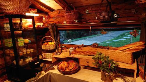 Les Cabanes Du Saleve