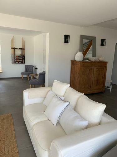 Villa Avec Piscine Int�rieure � Sainte- Marine