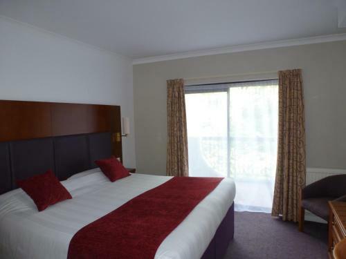 Hotel Cross Roads By Good Night Inns