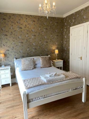 Bed & Breakfast Dunedin Country House