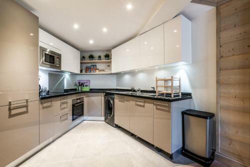 Apartment Padouk Moriond Courchevel - By Emerald Stay