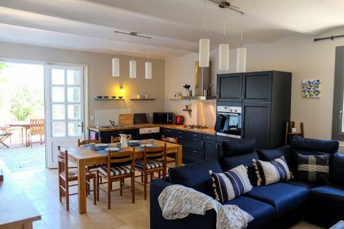 Apartamentos Ermitage Crestet (ventoux - Provence)