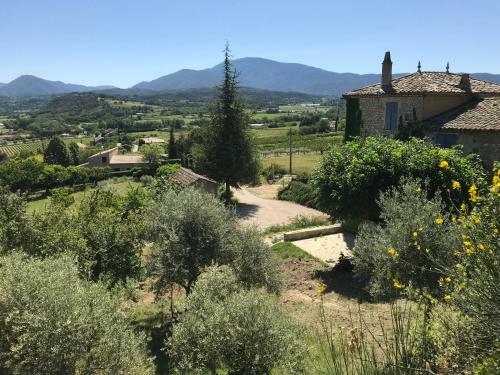 Apartamentos Ermitage Crestet (ventoux - Provence)