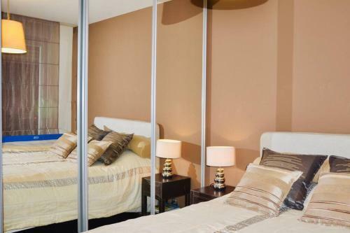 Apartamento Flat With Lake Views Only 30 Min From Disneyland
