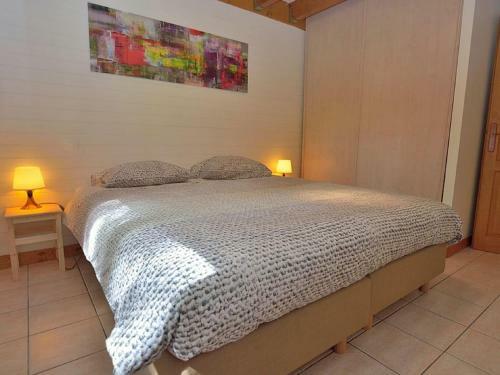Serene Holiday Home In Cussac With Private Terrace, Barbeque