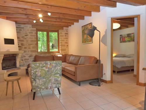 Serene Holiday Home In Cussac With Private Terrace, Barbeque
