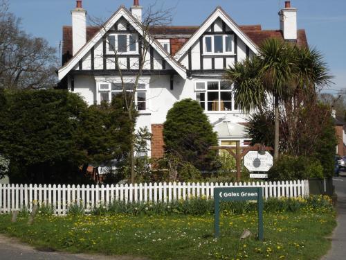 Little Hayes B&B / Guest House