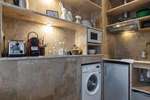 Apartamento Le Mignon - Topdestination-dijon (jacuzzi)***