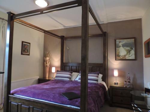 Bed & Breakfast The Gables Guest House