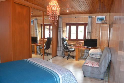 Bed & Breakfast Studio Ind�pendant Dans Maison � La Campagne