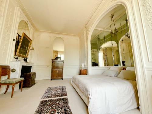 Hostal Ch�teau Du Domaine Du R�veillon