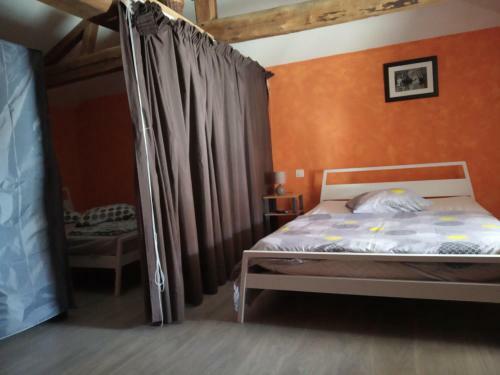 Hostal Les Attelages De La Fontaine