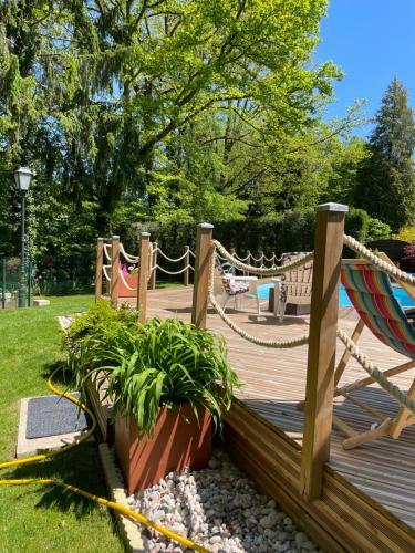 Bed & Breakfast La Long�re Piscine&spa Priv�