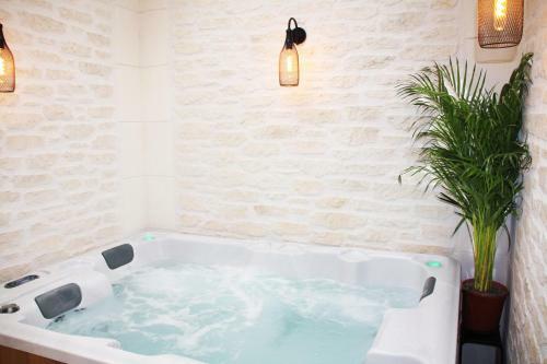 Hostal L'atelier - G�te & Spa