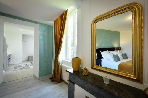 Hostal Chateau De Heaas