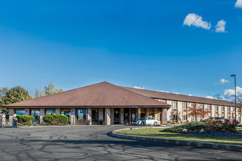 Hotel Quality Inn Central Wisconsin Airport