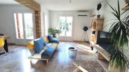 Tr�s Belle Maison 80mcarr�s Jardin Parking