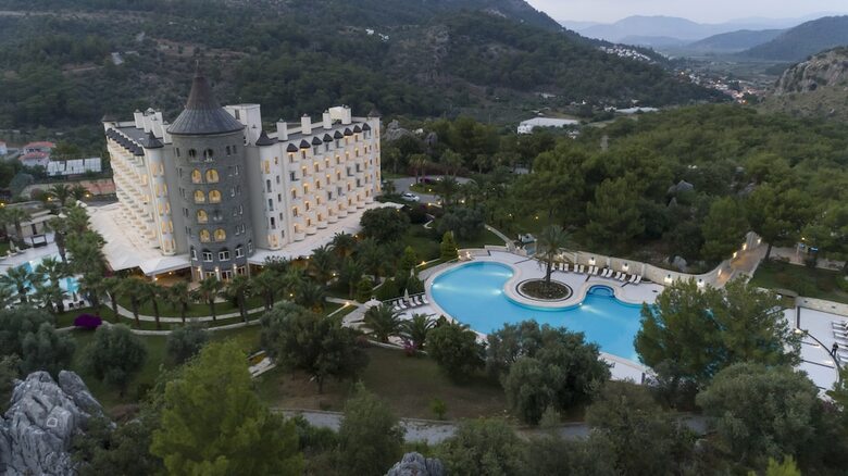 X Life Hotel Sarıgerme 15 - Adult Hotel