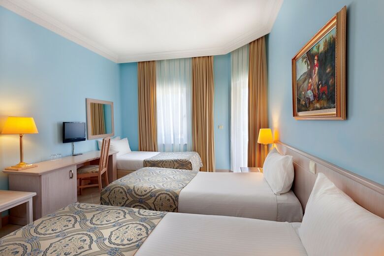 X Life Hotel Sarıgerme 15 - Adult Hotel