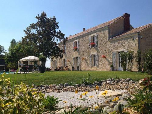 Cozy Holiday Home In Frontenac With Private Pool