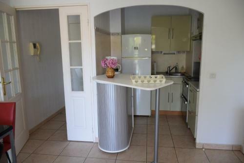 Apartamento Appartement F2 En R�sidence