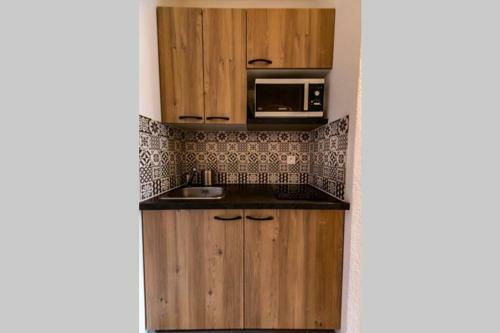 Apartamento Beau Studio Pour 4 Personnes � Fr�jus