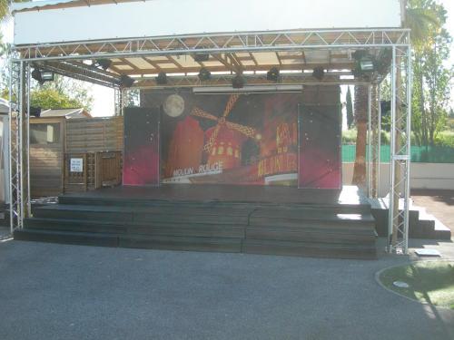 Camping Le Montourey � Fr�jus 83600