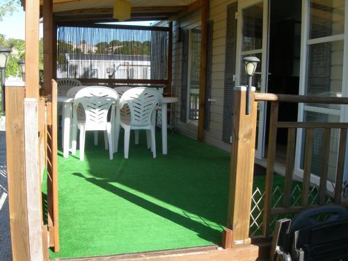 Camping Le Montourey � Fr�jus 83600