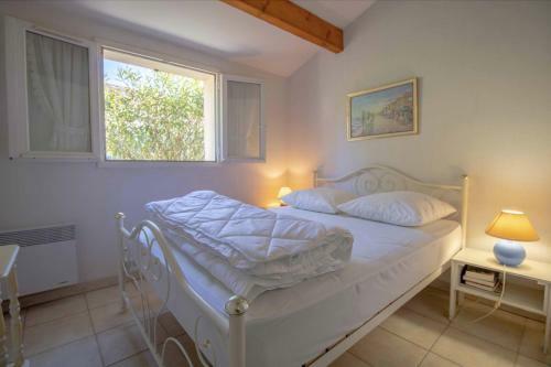 Small House With Garden - Residence With Pool
