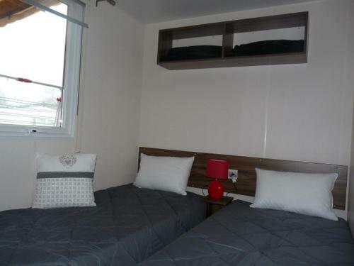 Mobile Home Ht De Gamme Climatis� Dans Le Camping **** De La R�serve