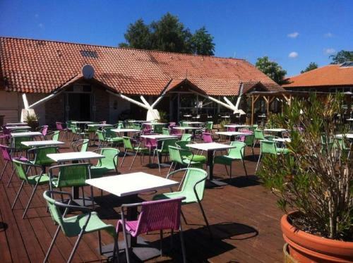 Mobile Home Ht De Gamme Climatis� Dans Le Camping **** De La R�serve