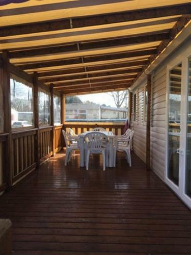 Mobile Home Ht De Gamme Climatis� Dans Le Camping **** De La R�serve