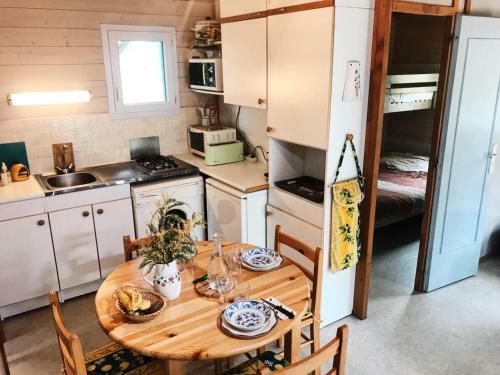 Chalet � Gassin Au Calme Sous Les Pins