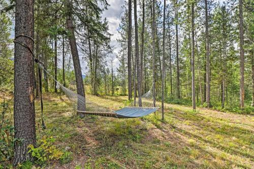 Secluded Cabin - 4 Mi To Glacier Natl Park!