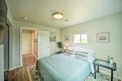 Picturesque Lake Mcconaughy Escape With Deck!