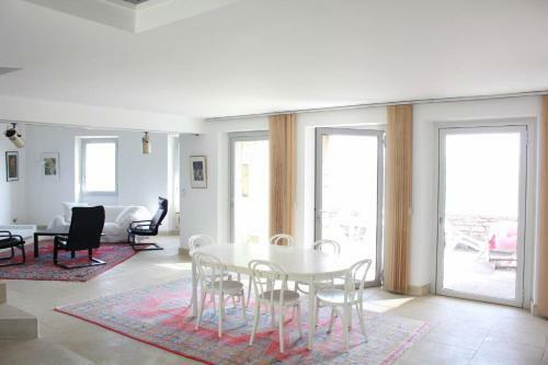 Maison A Gordes Centre 200m2 Terrasse Panoramique