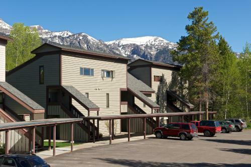 Hotel The Aspens Racquet Club