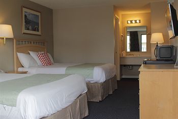 Motel Lakewood Inn